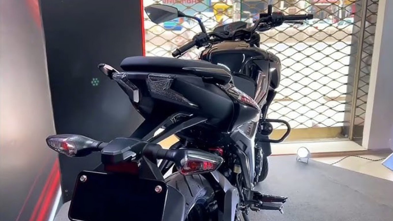 Bajaj Pulsar N125